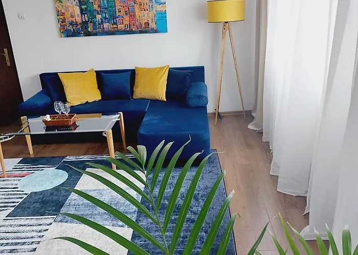 Cozy In The Center Of Bukarest