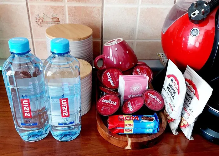 Cozy In The Center Of *