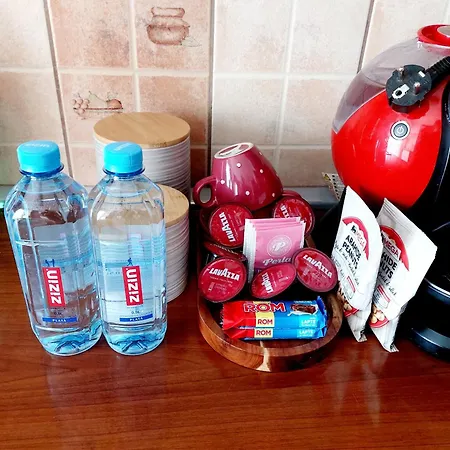 Cozy In The Center Of *